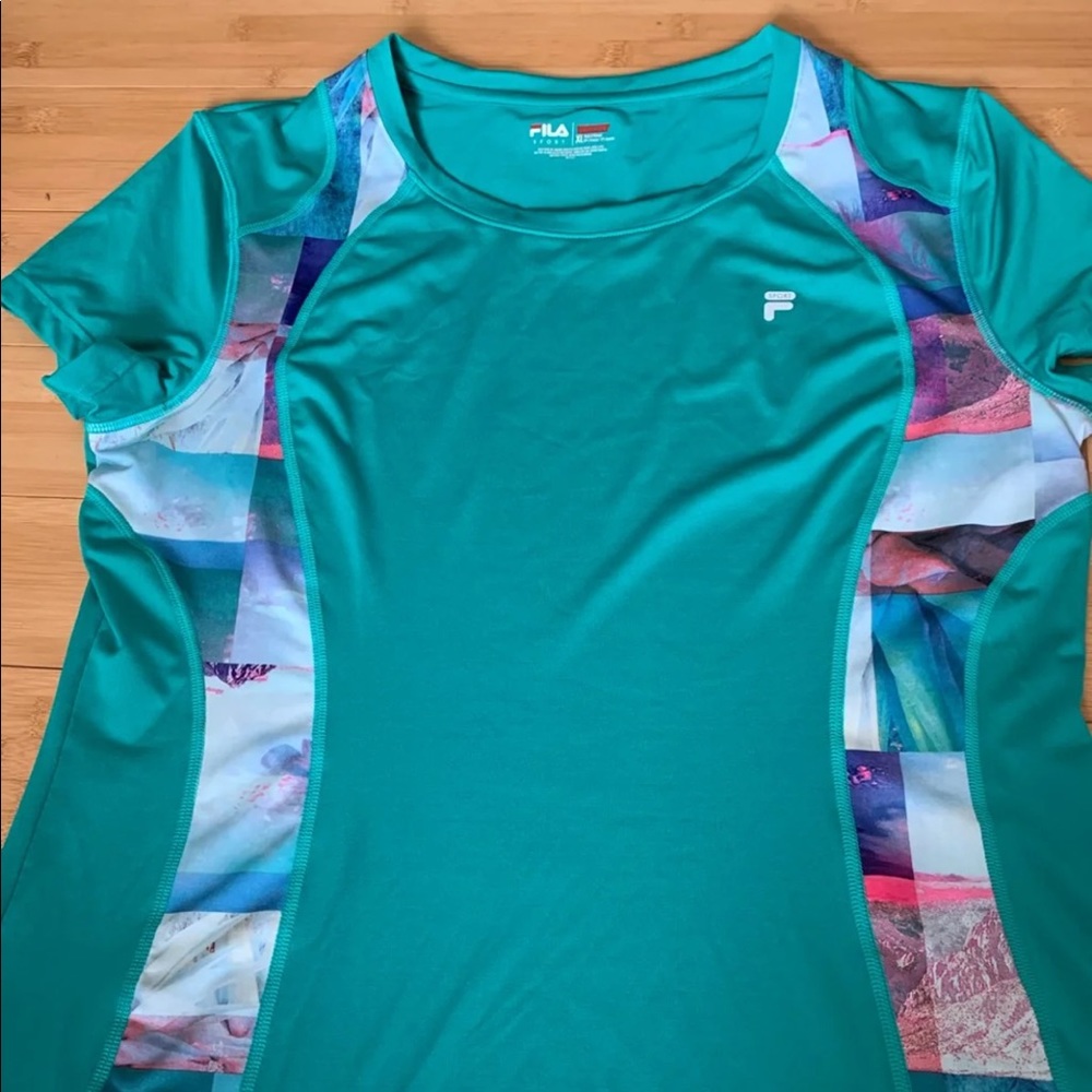 Women’s Fila athletic top XL